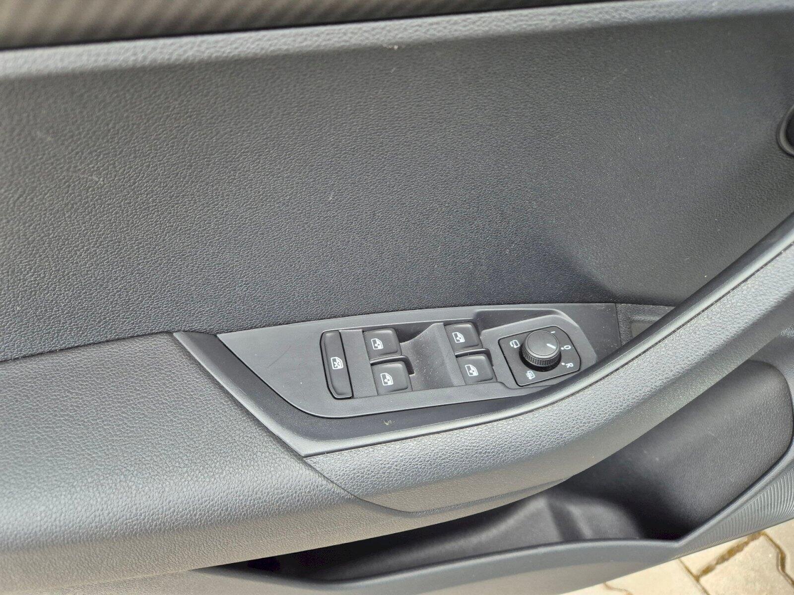 Škoda Karoq SUV 1,5 l 110 kw