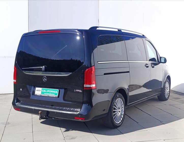 Mercedes-Benz Třídy V MPV 2,1 l 140 kw