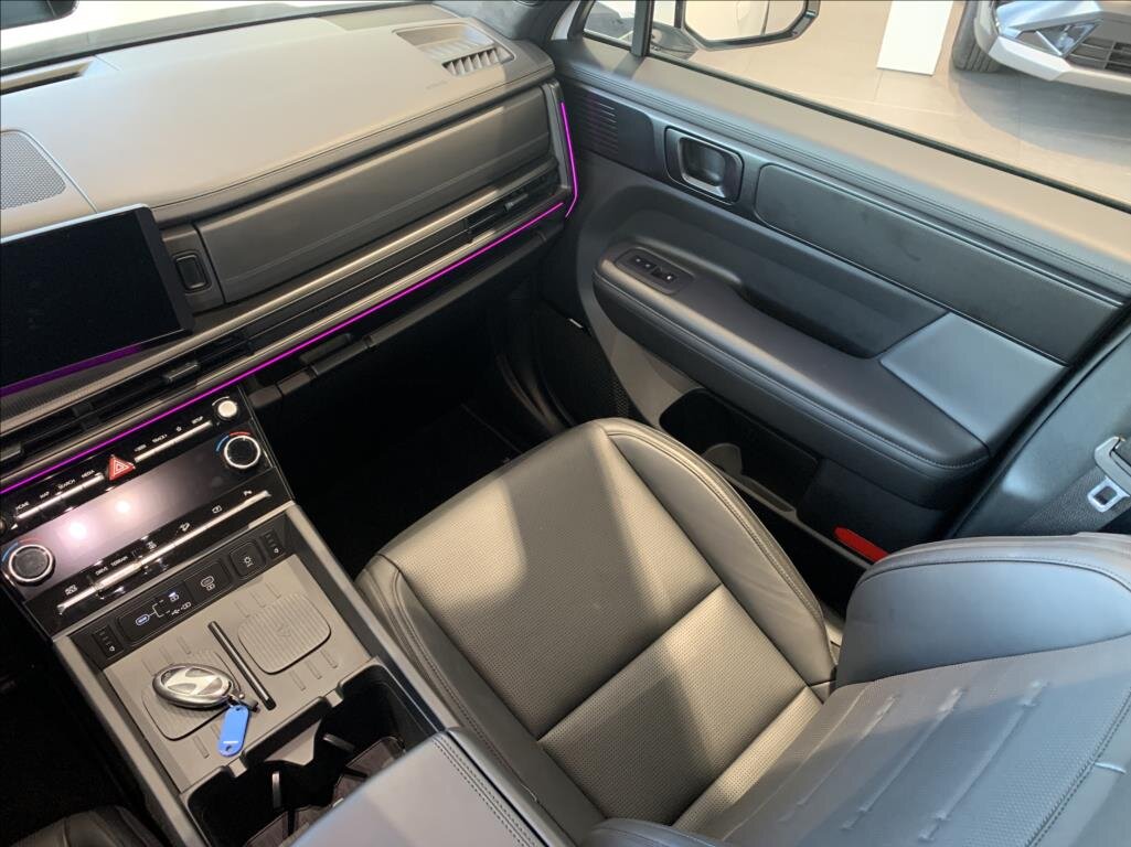 Hyundai Santa Fe SUV 1,6 l 178 kw