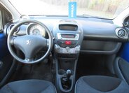 Peugeot 107 Hatchback 998,0 50 kw