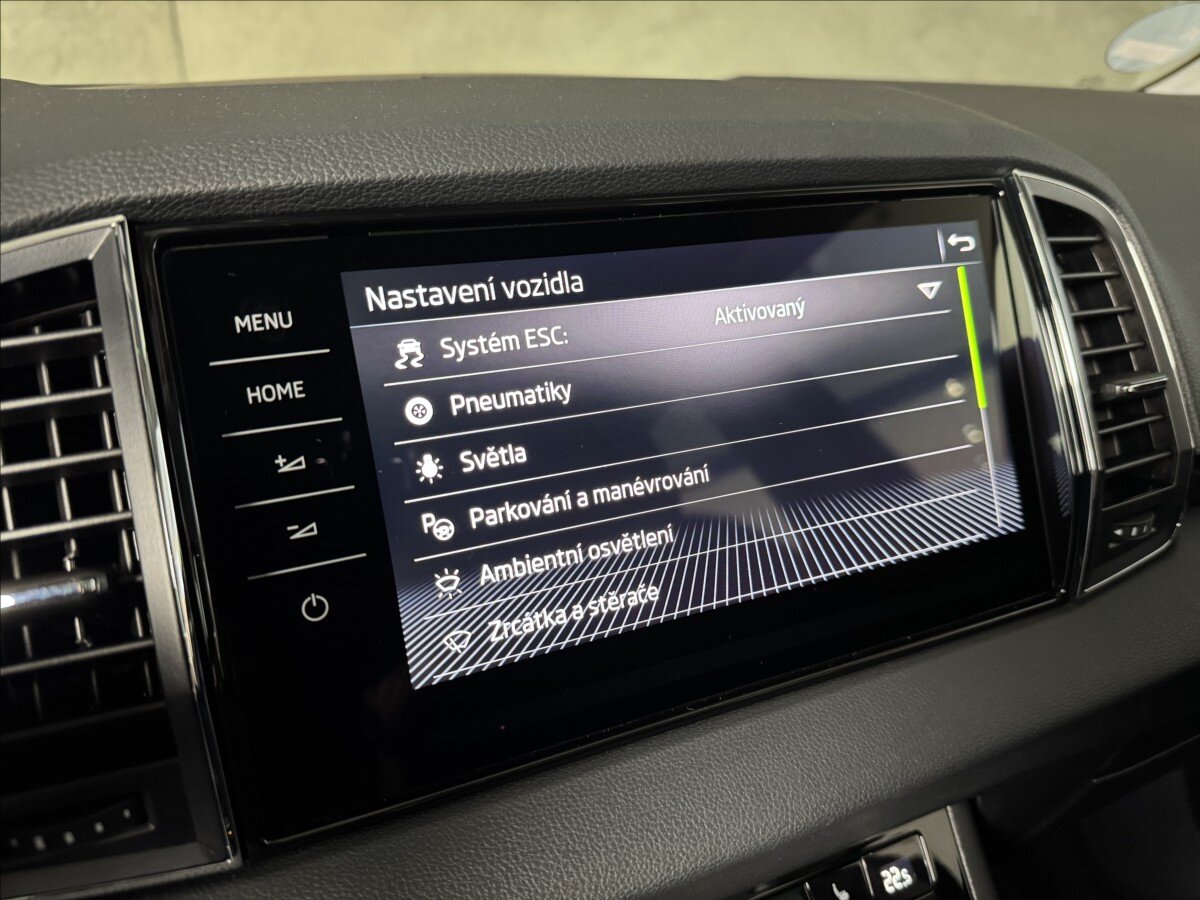 Škoda Karoq SUV / Terénní 2,0 l 110 kw