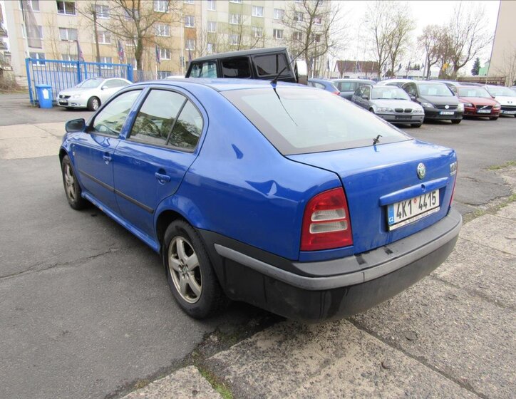 Škoda Octavia Sedan / Limuzína 1,9 l 66 kw