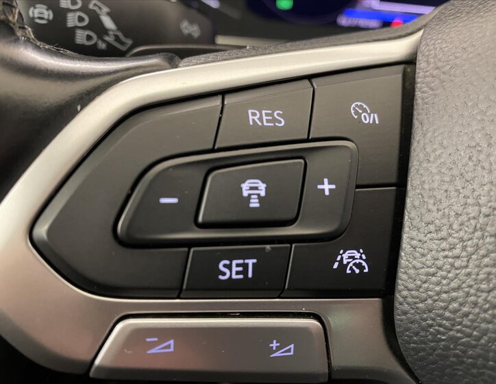 Volkswagen Passat Kombi 2,0 l 140 kw