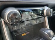 Toyota RAV4 SUV / Terénní 2,5 l 131 kw