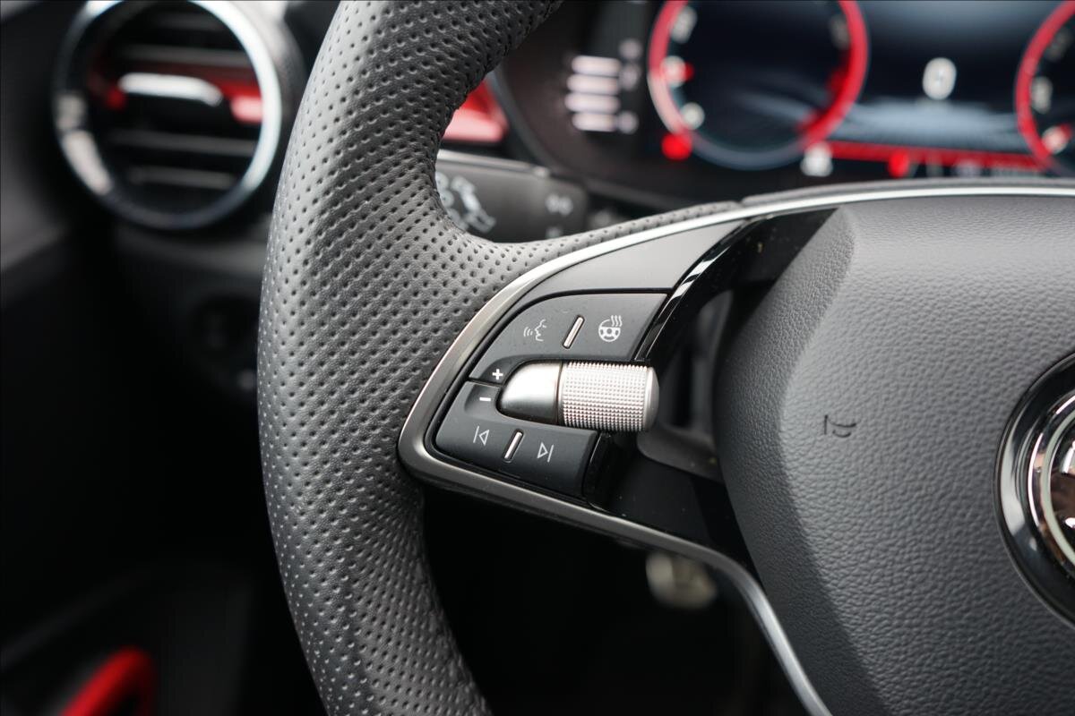 Škoda Fabia Hatchback 999,0 85 kw