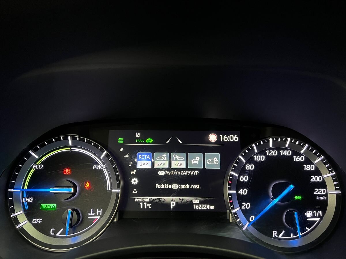 Toyota Highlander SUV 2,5 l 182 kw