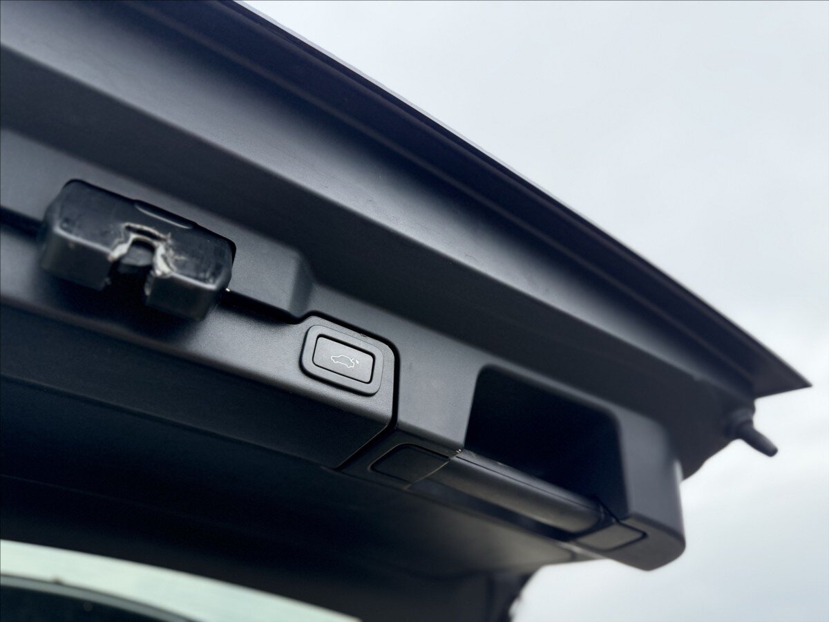 Land Rover Range Rover Evoque SUV / Terénní 2,0 l 110 kw