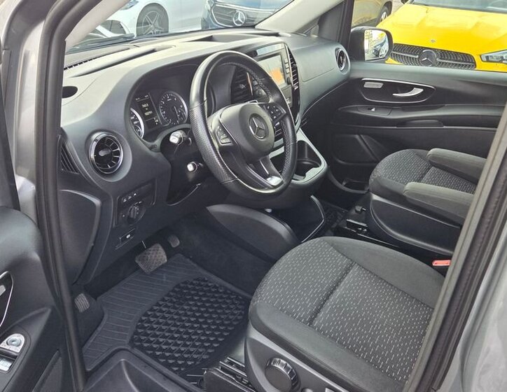 Mercedes-Benz Vito VAN / Minibus 2,0 l 174 kw