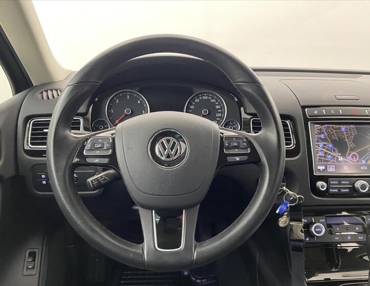 Volkswagen Touareg Kombi 3,0 l 193 kw