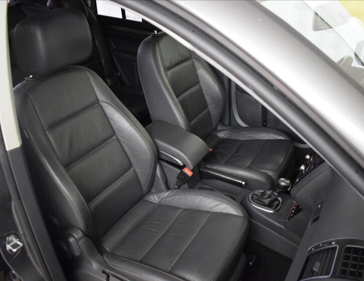 Volkswagen Touran MPV 2,0 l 103 kw