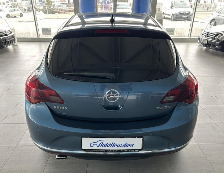 Opel Astra Hatchback 1,6 l 125 kw