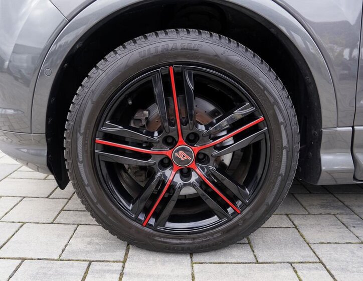 Ford Kuga SUV / Terénní 2,0 l 132 kw