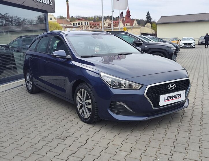Hyundai i30 Kombi 998,0 88 kw