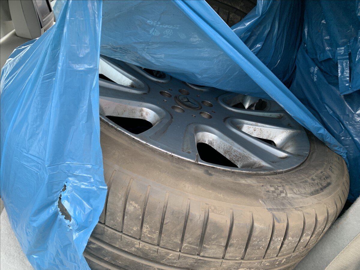 Mercedes-Benz Třídy M SUV / Terénní 4,0 l 225 kw