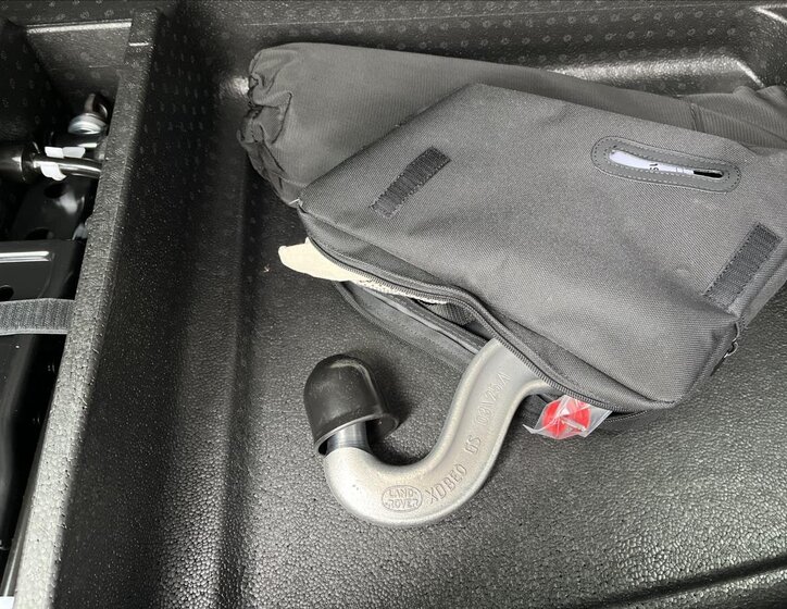 Land Rover Defender SUV 3,0 l 147 kw