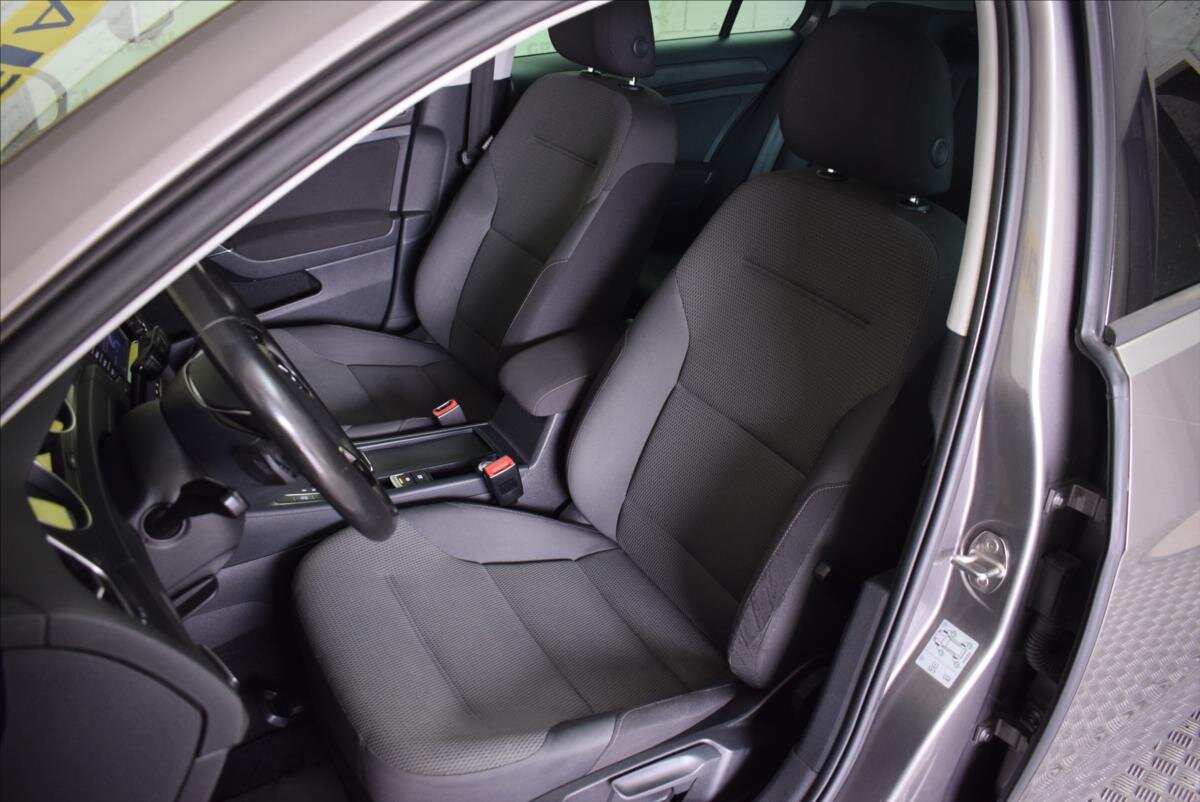 Volkswagen Golf Hatchback 1,4 l 90 kw