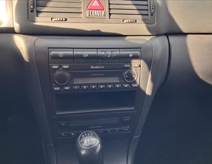 Škoda Octavia Sedan / Limuzína 2,0 l 85 kw