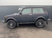 Lada Niva SUV / Terénní 1,7 l 61 kw