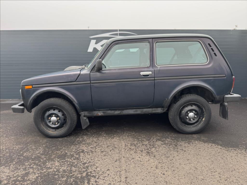Lada Niva SUV / Terénní 1,7 l 61 kw