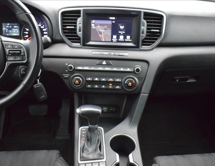 KIA Sportage SUV 1,7 l 104 kw