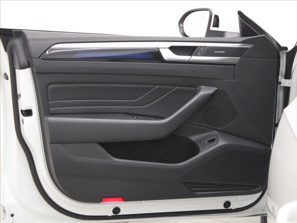 Volkswagen Arteon Liftback 2,0 l 206 kw