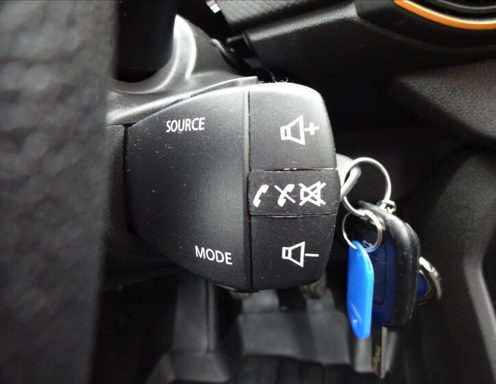 Dacia Sandero Hatchback 999,0 67 kw