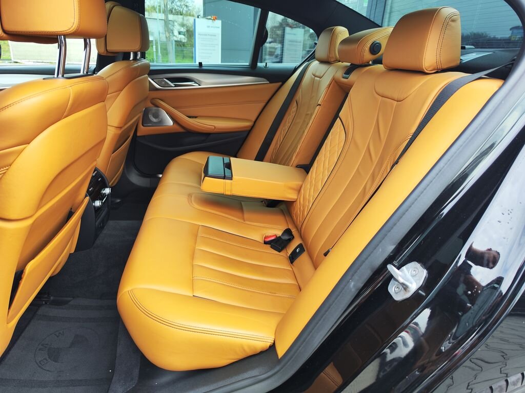 BMW Řada 5 Sedan / Limuzína 3,0 l 235 kw