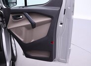 Ford Tourneo Custom 13