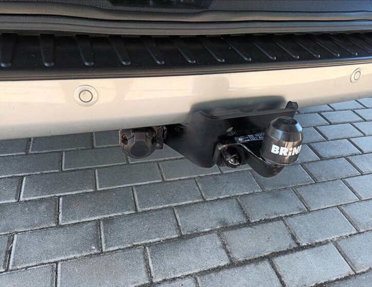 Ford Tourneo Custom VAN / Minibus 2,0 l 96 kw