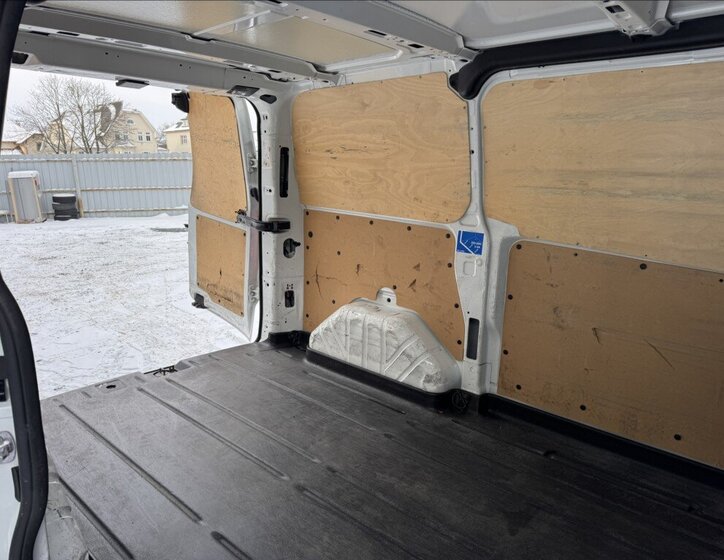 Ford Transit Custom 22