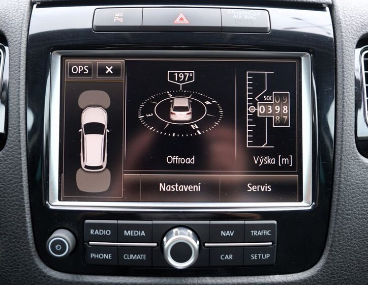 Volkswagen Touareg SUV / Terénní 3,0 l 176 kw