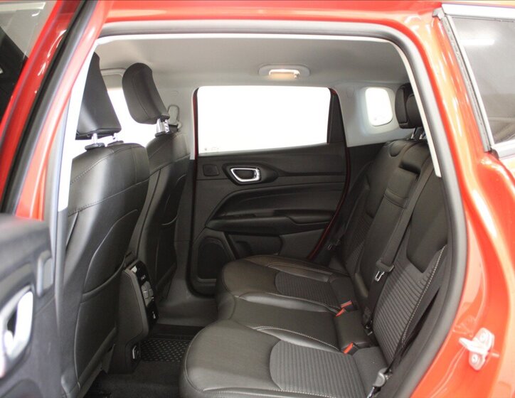 Jeep Compass 7