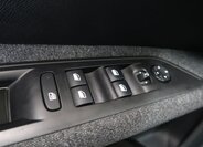 Peugeot 5008 SUV 1,2 l 96 kw