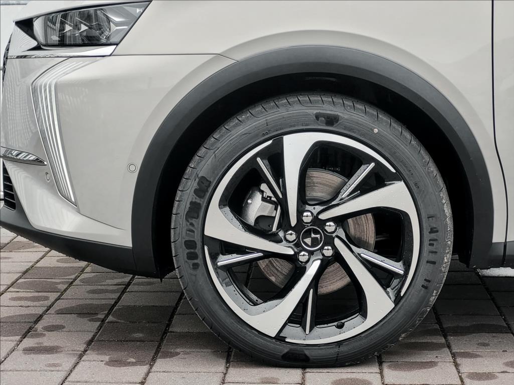 DS Automobiles DS7 Crossback