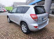 Toyota RAV4 Kombi 2,0 l 116 kw