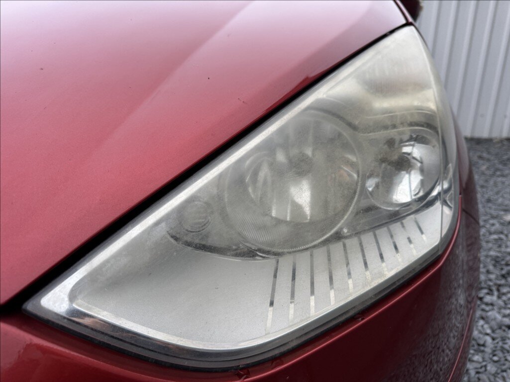 Ford S-MAX MPV 2,0 l 96 kw