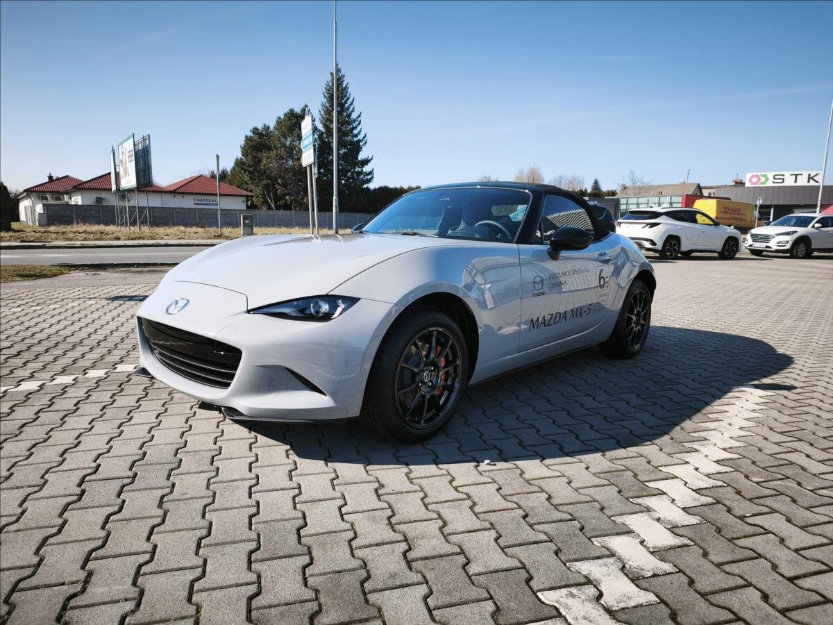 Mazda MX-5 Kabriolet 1,5 l 0
