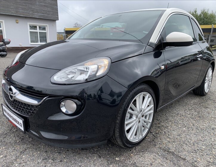 Opel Adam Hatchback 1,4 l 64 kw