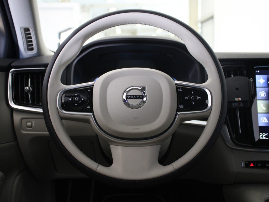 Volvo V90 Kombi 2,0 l 177 kw