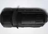 Land Rover Defender 4