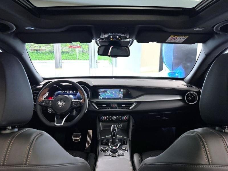 Alfa Romeo Stelvio SUV / Terénní 2,0 l 206 kw