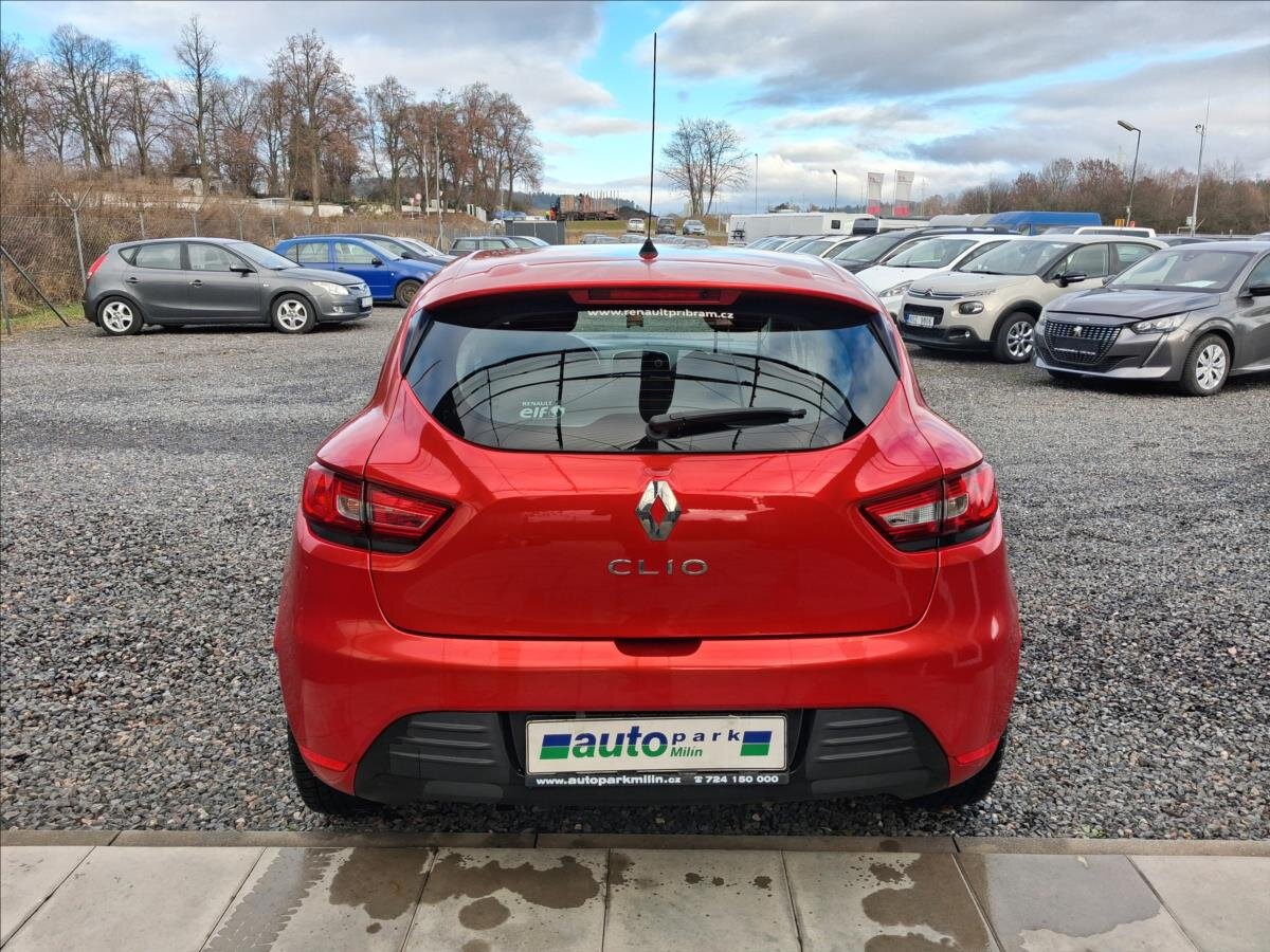 Renault Clio Hatchback 1,1 l 54 kw