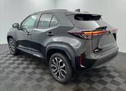 Toyota Yaris Cross 4