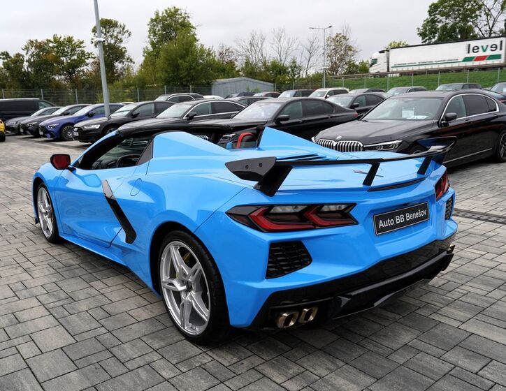 Chevrolet Corvette 18