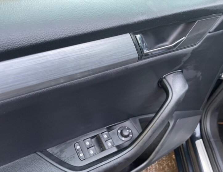 Škoda Superb Liftback 2,0 l 110 kw