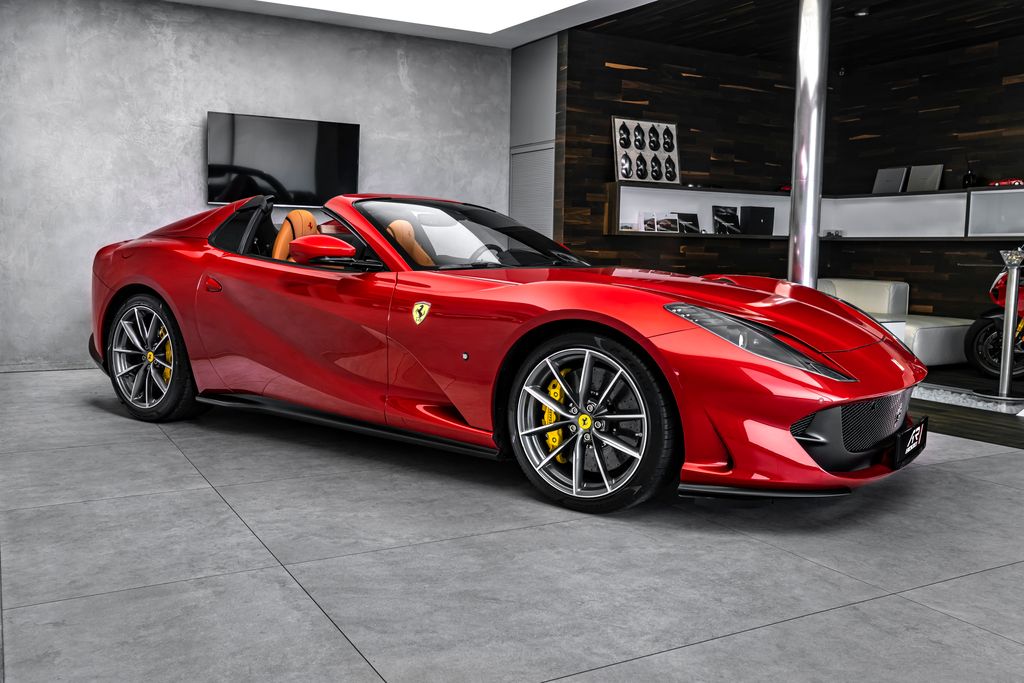 Ferrari 812