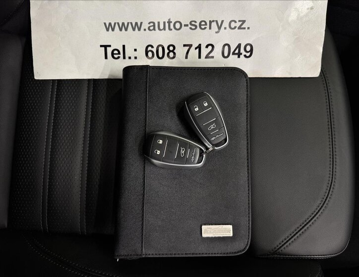 Alfa Romeo Stelvio SUV / Terénní 2,1 l 154 kw