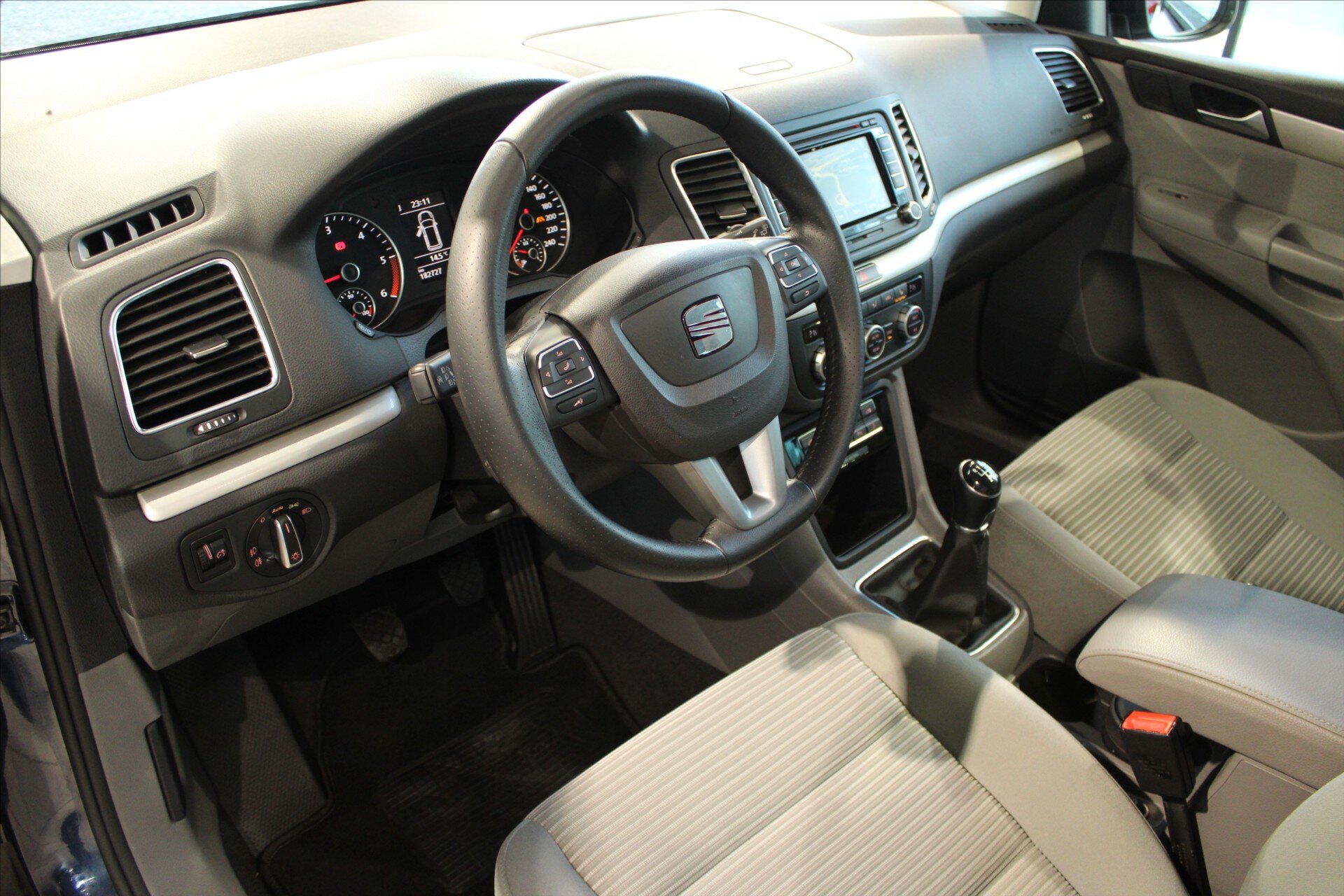 Seat Alhambra VAN-Minibus 2,0 l 130 kw