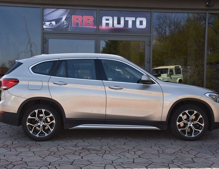 BMW X1 SUV / Terénní 2,0 l 140 kw
