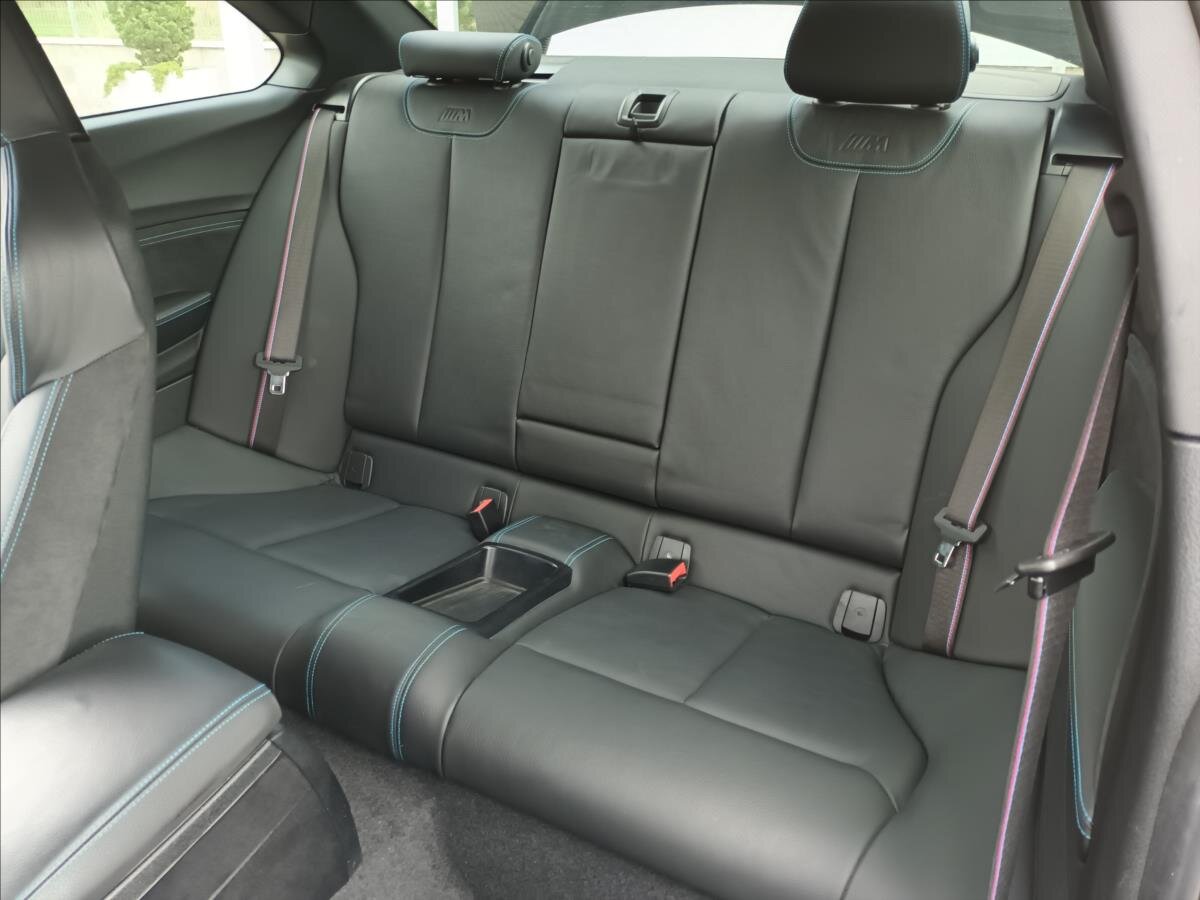 BMW M2 Kupé 3,0 l 302 kw